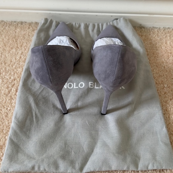 Authentic Manolo Blahnik BB pumps in Grey Suede
Heel 105mm - Picture 3 of 13